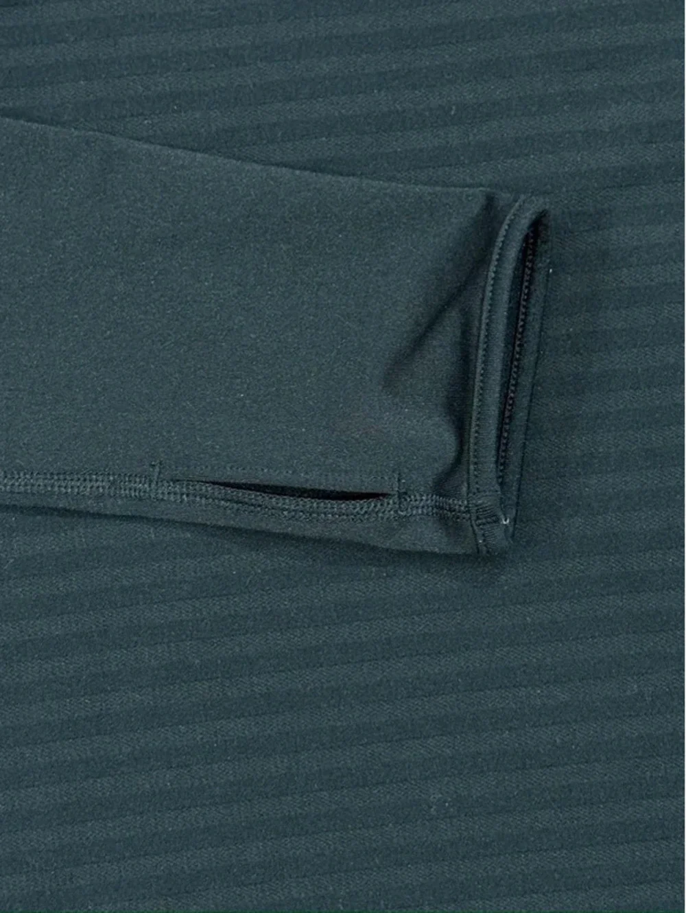 Boy’s Youth XL Nike Top